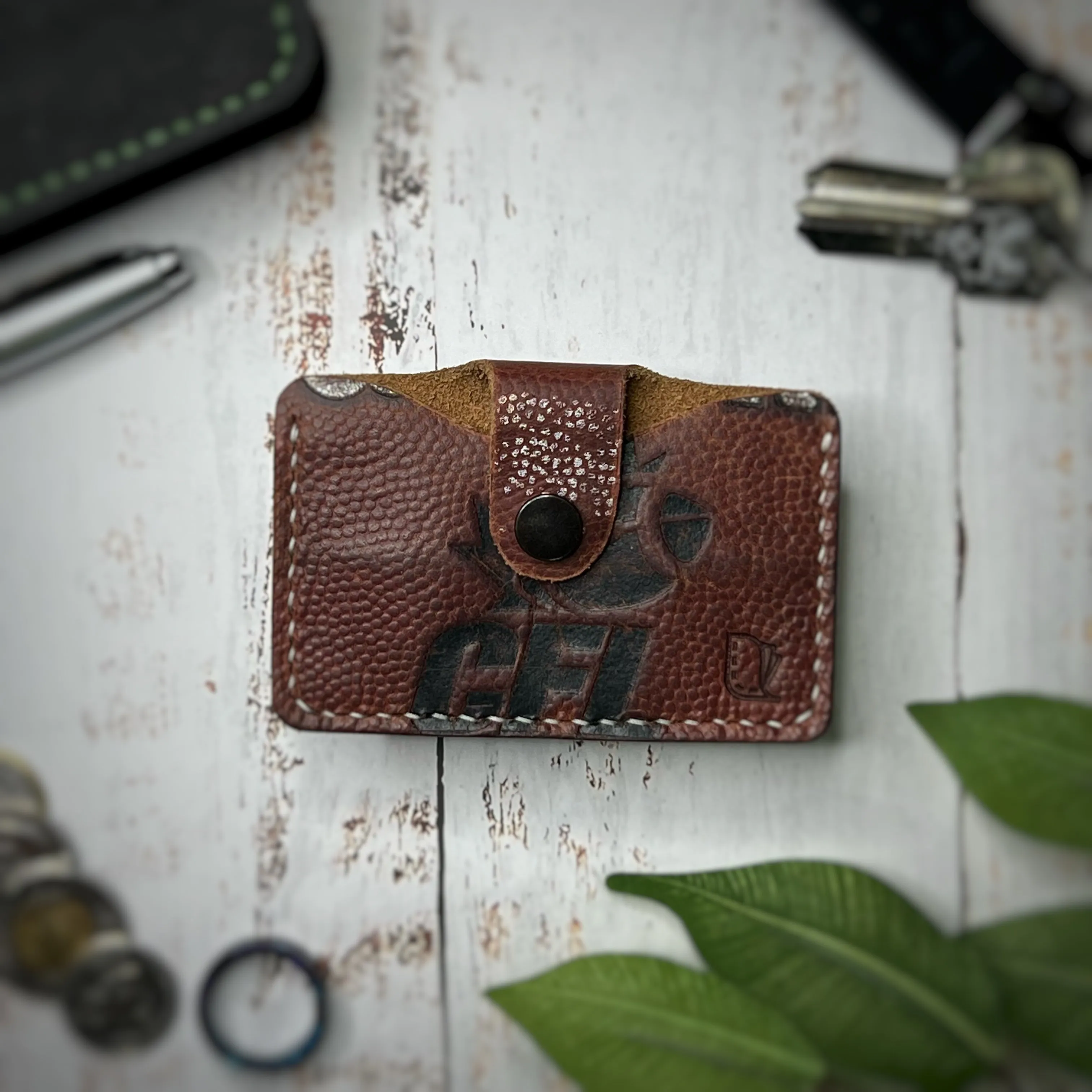 The Tupelo | Handmade Vegetable Tanned Leather Card Holder